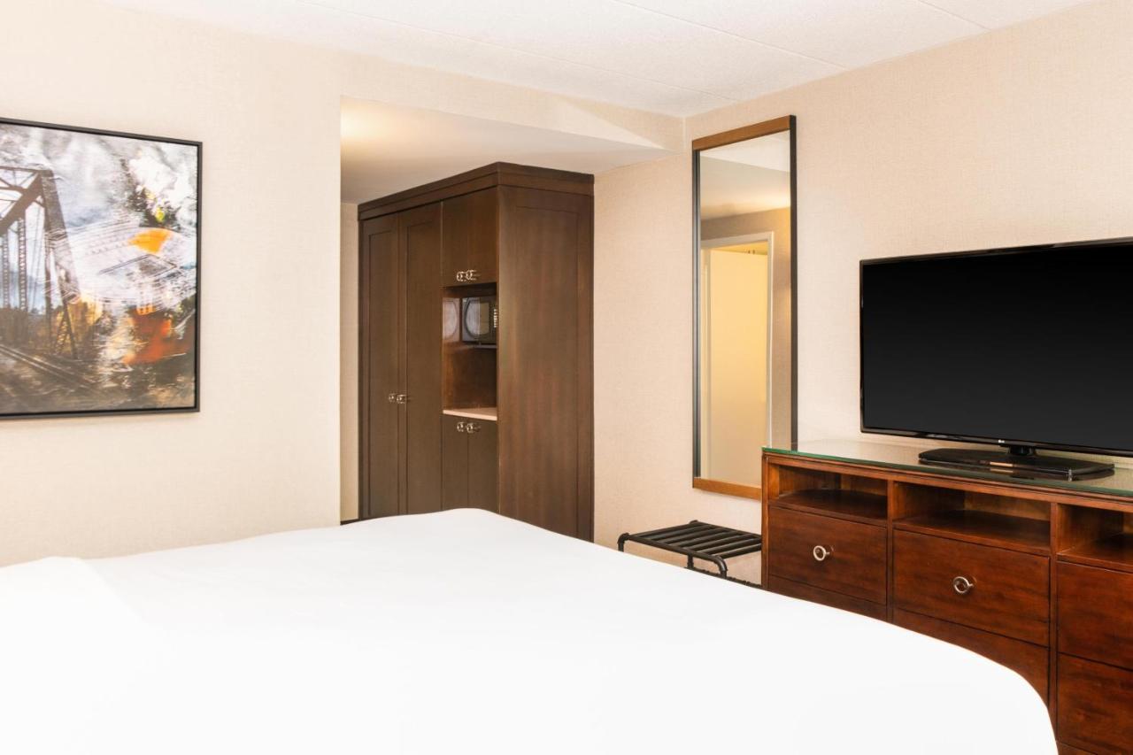 Sheraton Ann Arbor Hotel Εξωτερικό φωτογραφία
