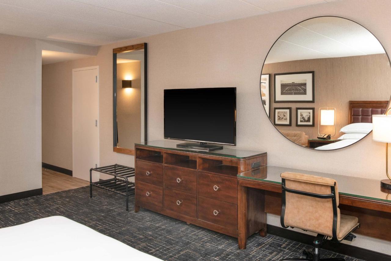 Sheraton Ann Arbor Hotel Εξωτερικό φωτογραφία